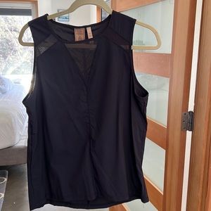 I love this brand! I have several pieces.